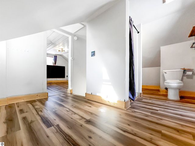 544 W Upton Avenue, Reed City, MI 49307