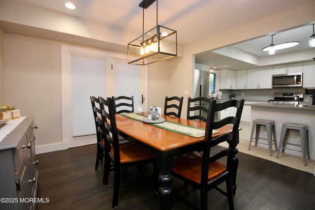 1 Kings Mountain Road, Freehold, NJ 07728