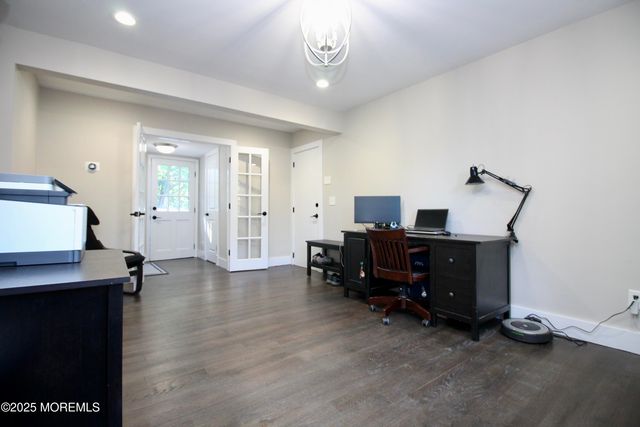 1 Kings Mountain Road, Freehold, NJ 07728