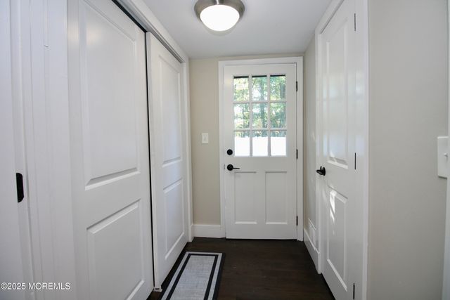 1 Kings Mountain Road, Freehold, NJ 07728