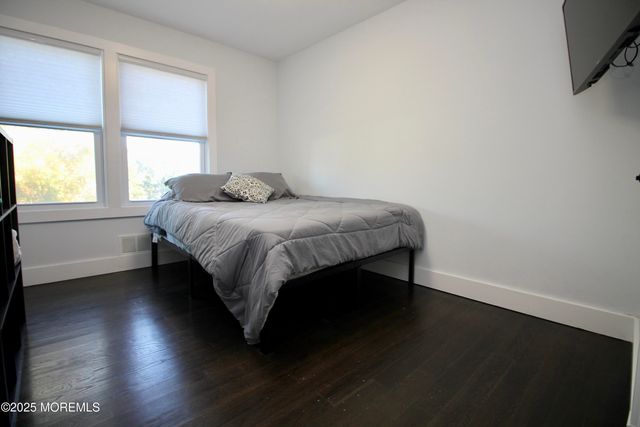 1 Kings Mountain Road, Freehold, NJ 07728
