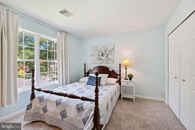 7727 ROSEBERRY FARM DR, Manassas, VA 20111