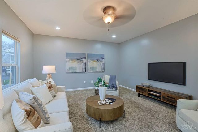 1123 Carrington Place, Hamilton Twp, OH 45039