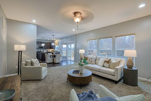 1123 Carrington Place, Hamilton Twp, OH 45039