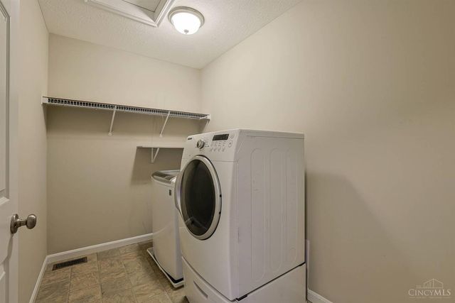 1123 Carrington Place, Hamilton Twp, OH 45039