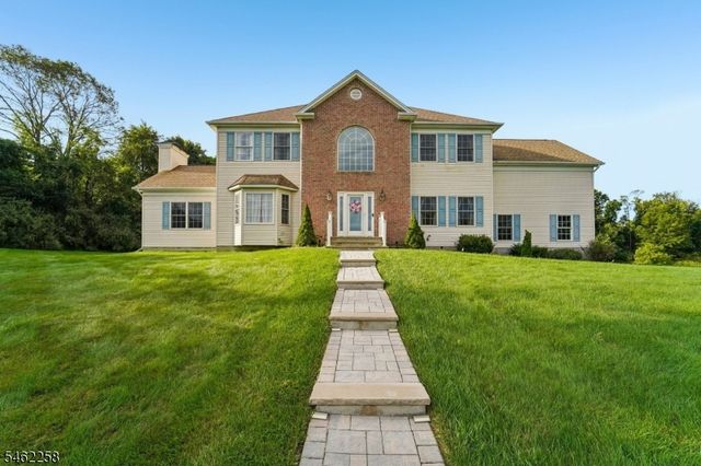 16 Ponderosa Trl, Sparta Twp., NJ 07871