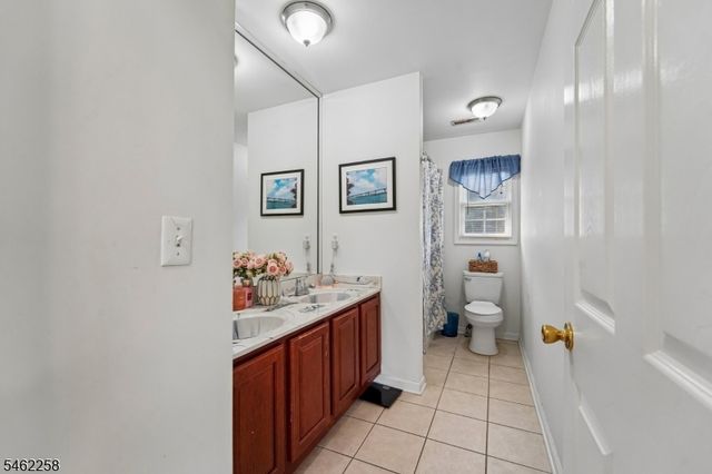 16 Ponderosa Trl, Sparta Twp., NJ 07871