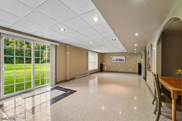 16 Ponderosa Trl, Sparta Twp., NJ 07871
