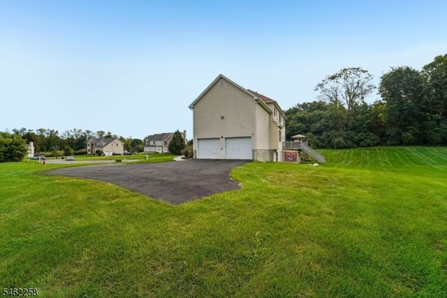 16 Ponderosa Trl, Sparta Twp., NJ 07871