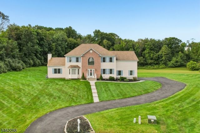 16 Ponderosa Trl, Sparta Twp., NJ 07871