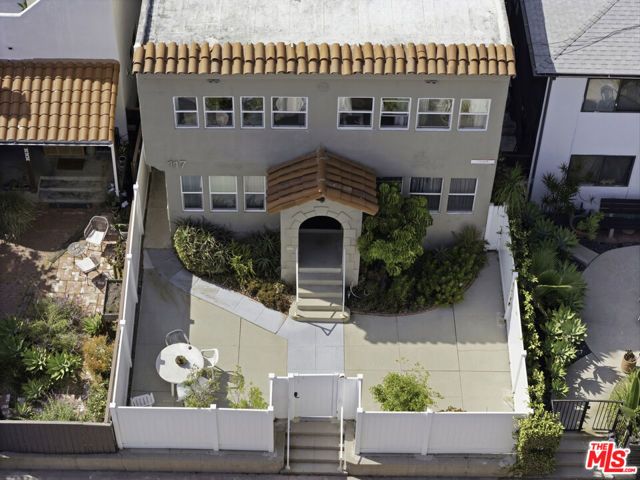 117 Paloma Avenue, Venice (los Angeles), CA 90291