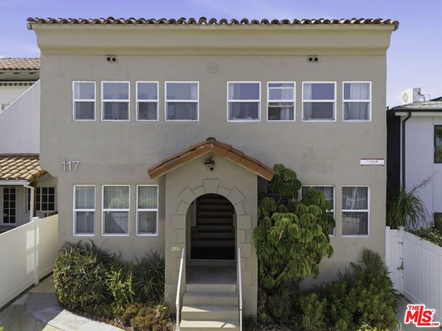 117 Paloma Avenue, Venice (los Angeles), CA 90291