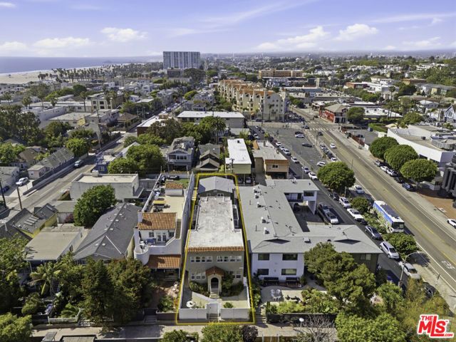 117 Paloma Avenue, Venice (los Angeles), CA 90291