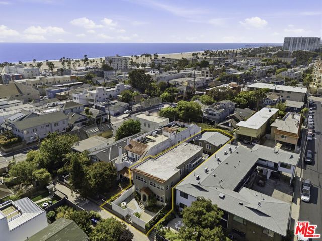 117 Paloma Avenue, Venice (los Angeles), CA 90291