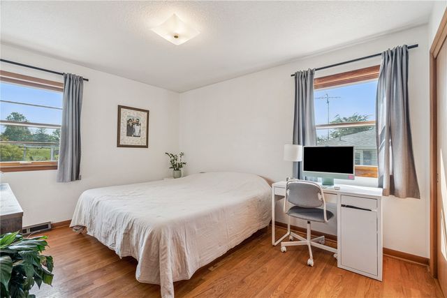 2601 Teresa Dr SW, Cedar Rapids, IA 52404