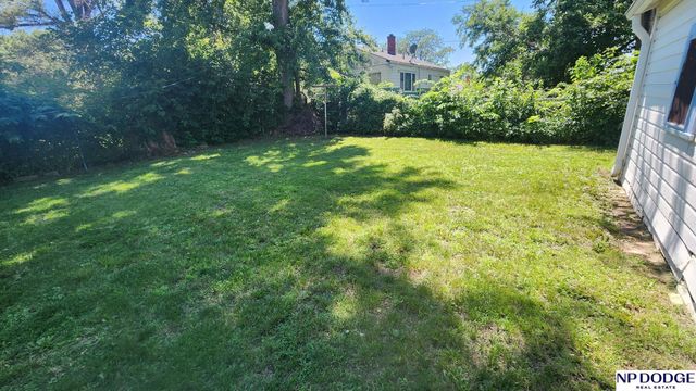 3604 N 42nd Street, Omaha, NE 68111