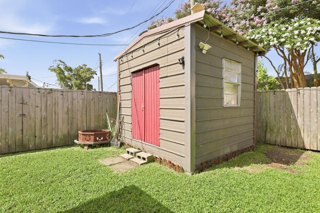 11 J Circle, Houma, LA 70364