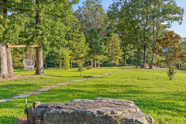 190 Gray Fox Court, Jasper, TN 37347