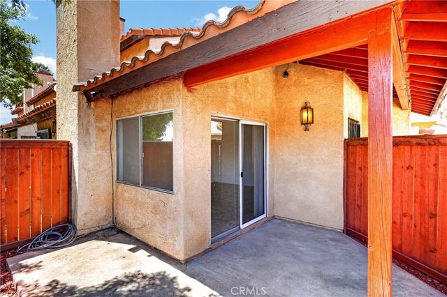 16600 Seville, Fontana, CA 92335
