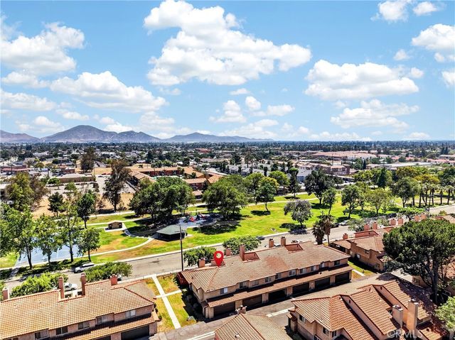 16600 Seville, Fontana, CA 92335