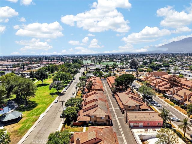 16600 Seville, Fontana, CA 92335