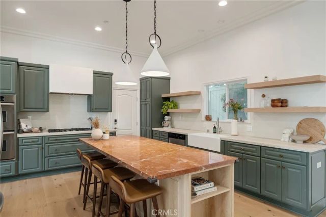 1819 Speyer Lane B, Redondo Beach, CA 90278