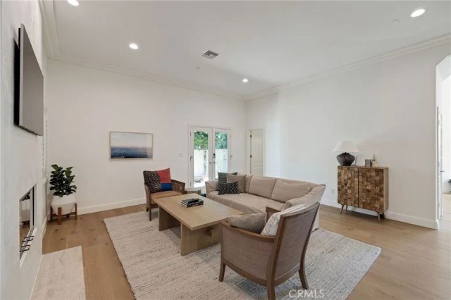 1819 Speyer Lane B, Redondo Beach, CA 90278