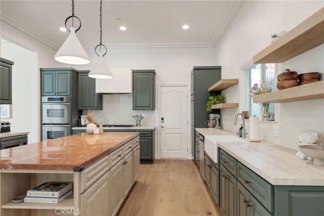 1819 Speyer Lane B, Redondo Beach, CA 90278
