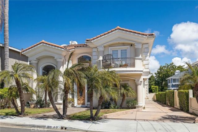 1819 Speyer Lane B, Redondo Beach, CA 90278