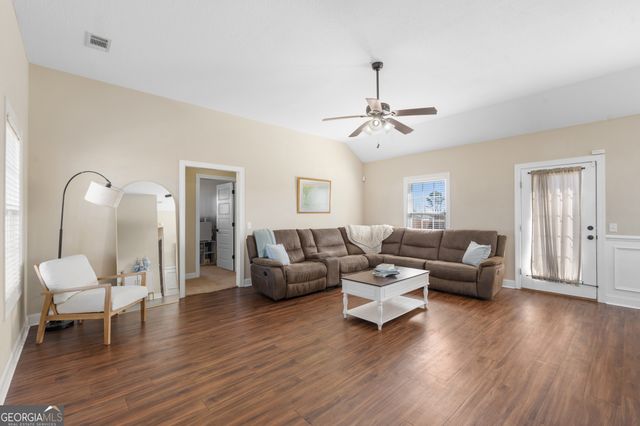 335 Tavern Lane, Statesboro, GA 30458