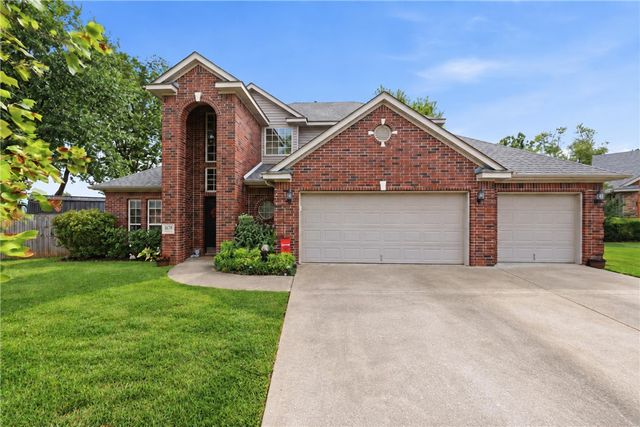 1638 Greystone Place, Springdale, AR 72762