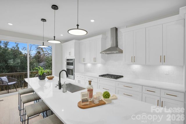 142 Mattoon Street, Charlotte, NC 28216