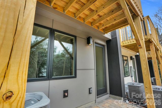 142 Mattoon Street, Charlotte, NC 28216
