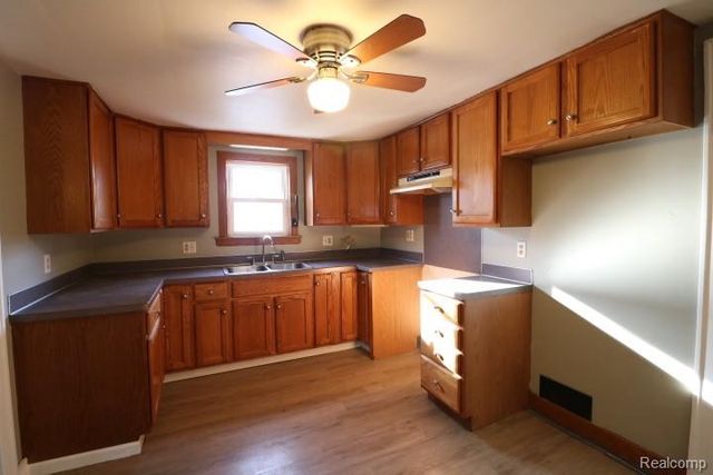 403 Bradley Street, Bay City, MI 48706