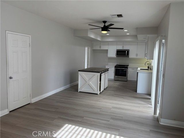 1888 Plaza Del Amo, Torrance, CA 90501