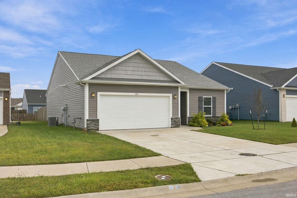 207 Folkston Way, Lafayette, IN 47905