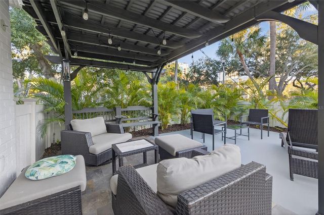 534 1ST STREET N, St Petersburg, FL 33701