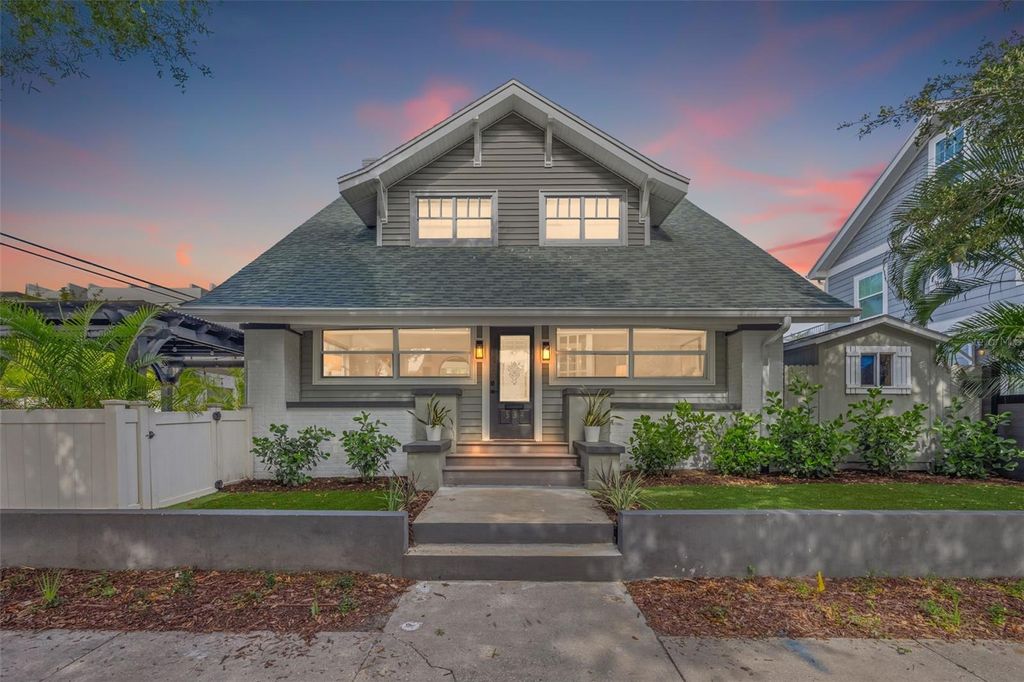 Image 2 of property listing at 534 1ST STREET N, St Petersburg, FL 33701