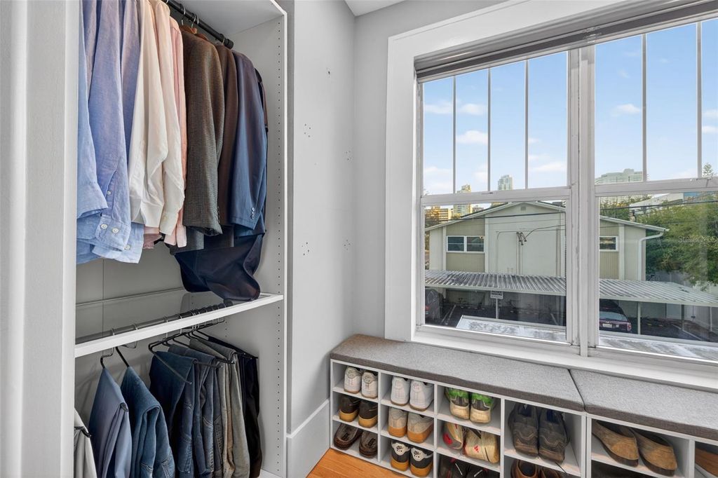 Image 36 of property listing at 534 1ST STREET N, St Petersburg, FL 33701