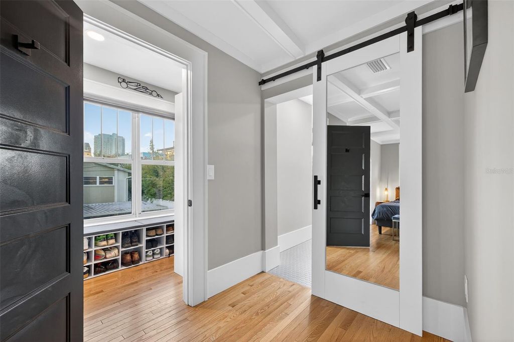 Image 38 of property listing at 534 1ST STREET N, St Petersburg, FL 33701