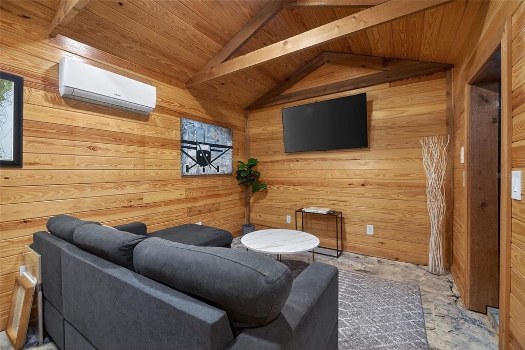 Image 50 of property listing at 534 1ST STREET N, St Petersburg, FL 33701