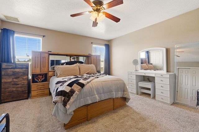 6319 Bisbee Place NW, Albuquerque, NM 87114