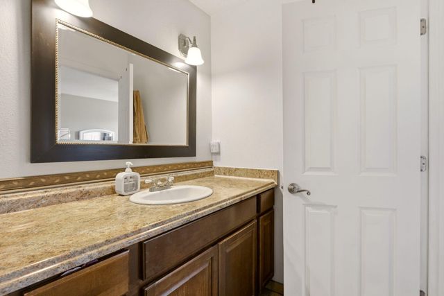 6319 Bisbee Place NW, Albuquerque, NM 87114