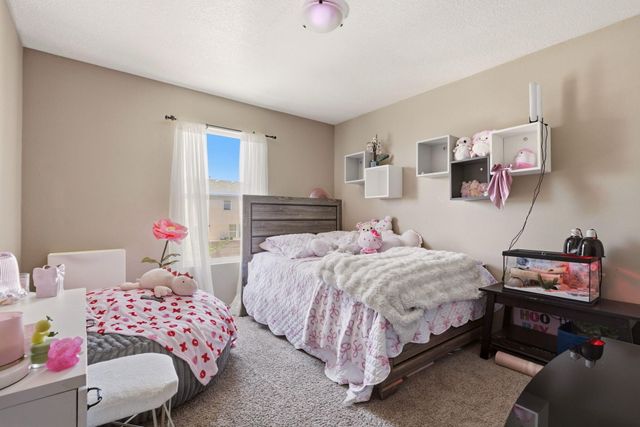 6319 Bisbee Place NW, Albuquerque, NM 87114