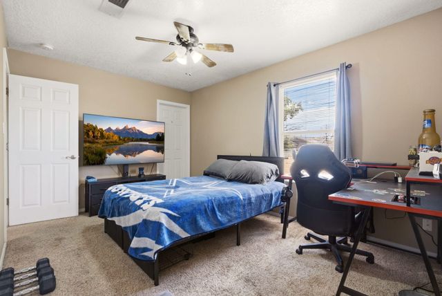 6319 Bisbee Place NW, Albuquerque, NM 87114