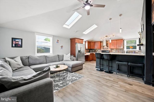 837 WOODBROOK LN, Plymouth Meeting, PA 19462