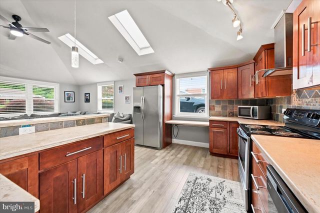 837 WOODBROOK LN, Plymouth Meeting, PA 19462