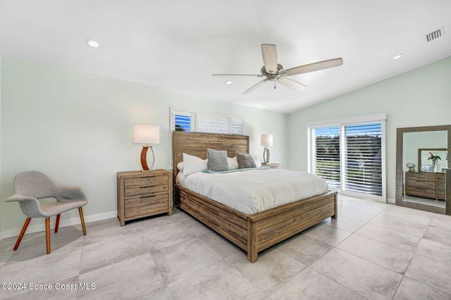 379 Hiawatha Way, Melbourne Beach, FL 32951