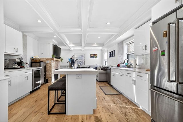 20 Arlington 4, Somerville, MA 01906