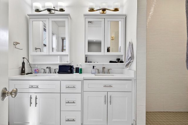 20 Arlington 4, Somerville, MA 01906